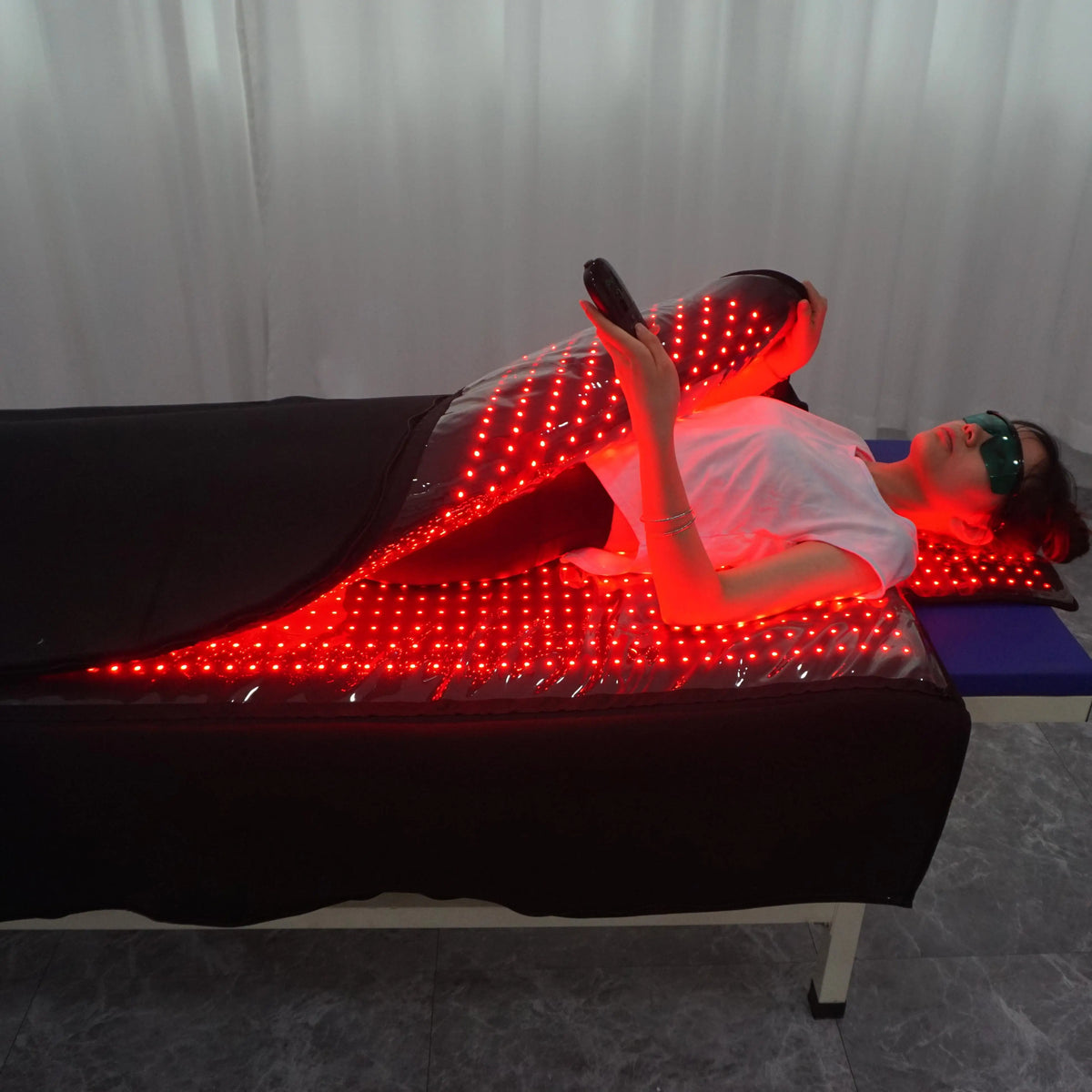 SomnaGlow Pro™ Full-Body Red Light Therapy Mat